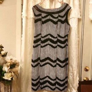 Black and White Asymmetrical Sheath Dress Sleeveless Bateau